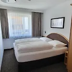 Tschol Martin Apartament *