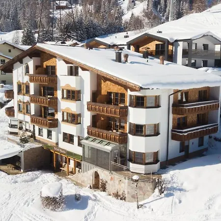 Appartement Tschol Martin