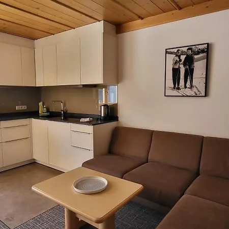 Apartment Tschol Martin